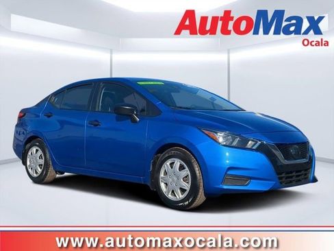 Used 2020 Nissan Versa S image 1