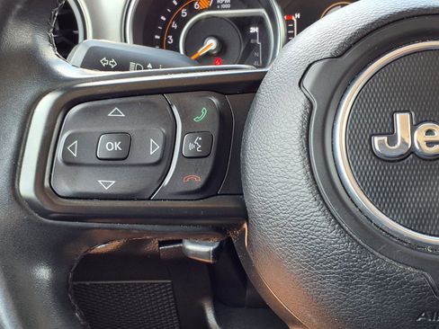 Used 2021 Jeep Wrangler Sport AWD/4WD image 15