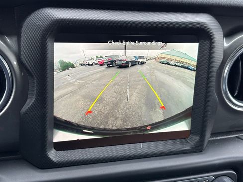 Used 2022 Jeep Wrangler Unlimited Sahara w/ LED Lighting Group image 6