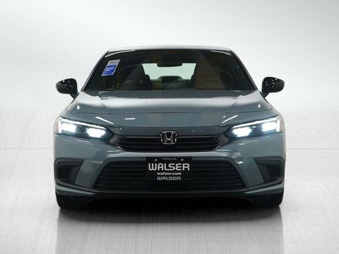 Used 2023 Honda Civic Sport image 8