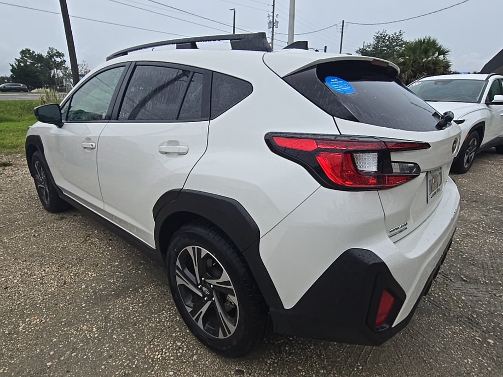 Used 2025 Subaru Crosstrek 2.5i Premium AWD/4WD image 7
