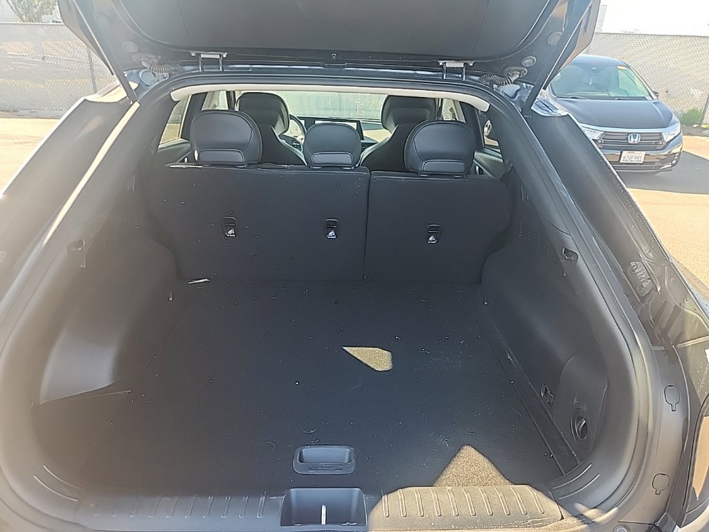 Used 2024 Kia EV6 Light RWD image 17