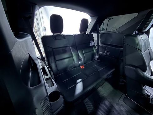 Used 2022 Ford Explorer ST w/ Equipment Group 401A image 14