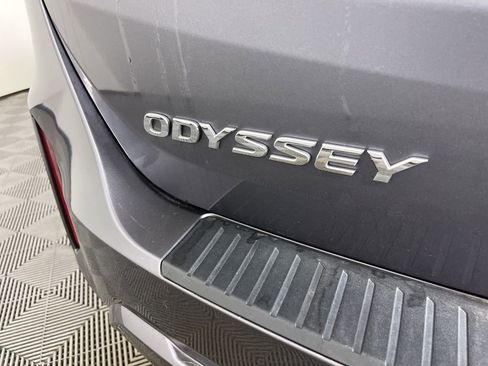 Used 2025 Honda Odyssey EX-L image 3