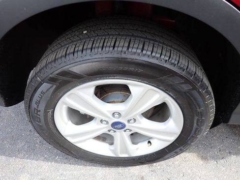 Used 2015 Ford Escape SE w/ Leather Comfort Package AWD/4WD image 11