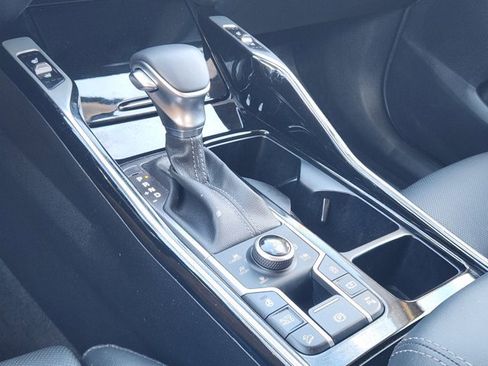 Certified 2023 Kia Sorento SX image 19