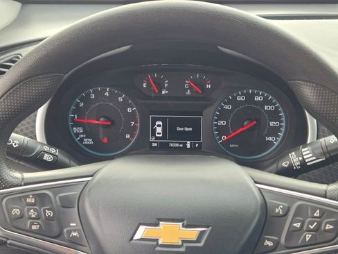 Used 2023 Chevrolet Malibu LT image 30