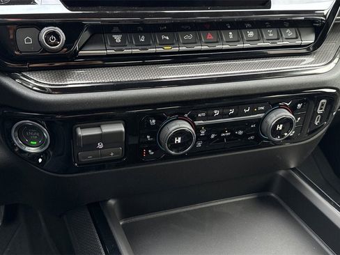 New 2026 Chevrolet Silverado 2500 ZR2 w/ LPO, Dark Essentials Package image 20