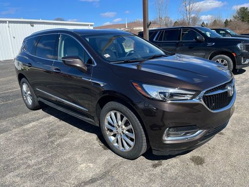 Used 2018 Buick Enclave Premium w/ Experience Buick Package image 3