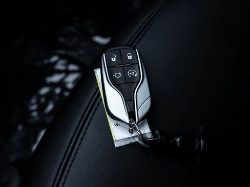 Used 2023 Maserati Ghibli Modena image 54