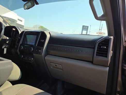 Used 2020 Ford F250 XL w/ STX Appearance Package AWD/4WD image 14