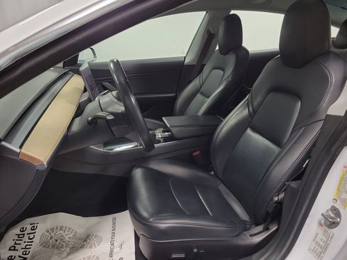 Used 2018 Tesla Model 3 Long Range image 14