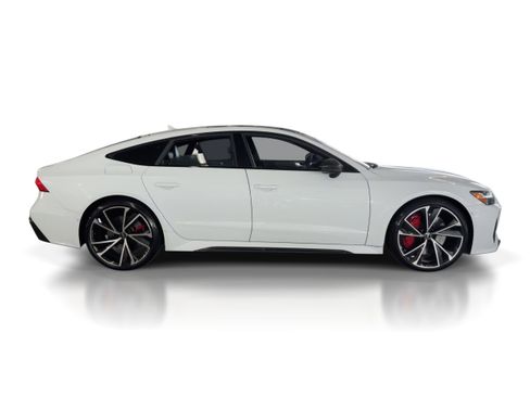 Used 2022 Audi RS 7 Sportback w/ Carbon Optic Package image 8