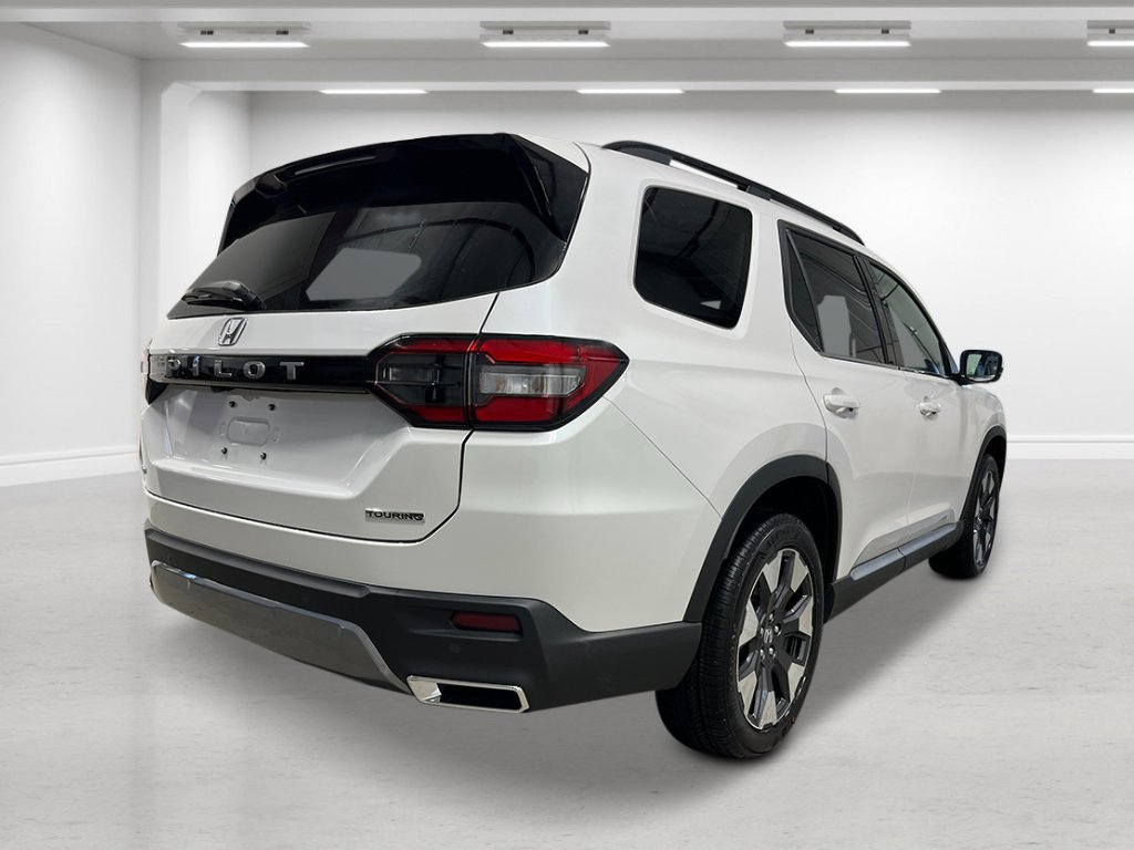 New 2026 Honda Pilot Touring image 5