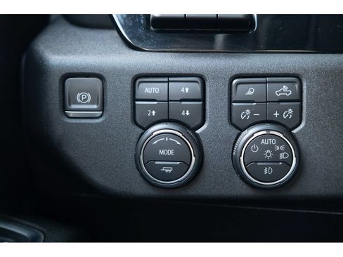 Used 2024 Chevrolet Silverado 3500 High Country w/ High Country Premium Package AWD/4WD image 30