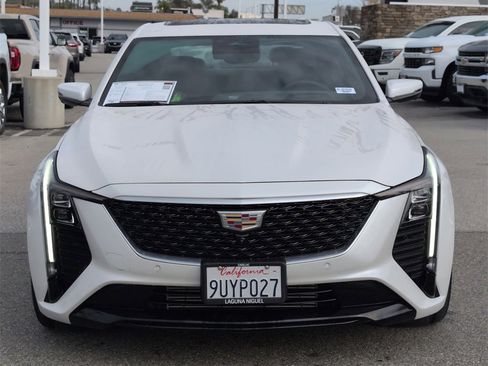 Used 2025 Cadillac CT5 Premium Luxury image 2