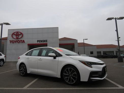 Used 2022 Toyota Corolla SE image 14