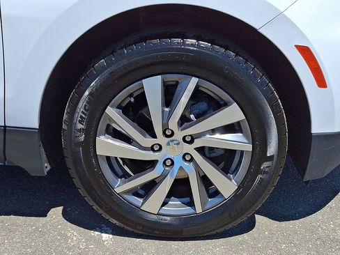 Certified 2024 Chevrolet Equinox LT AWD/4WD image 8