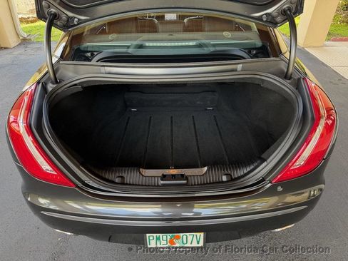 Used 2011 Jaguar XJ L RWD image 95