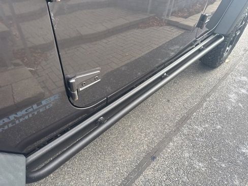 Used 2016 Jeep Wrangler Unlimited Rubicon image 7