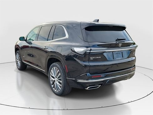 New 2026 Buick Enclave Avenir w/ Super Cruise Package image 3