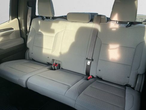 Used 2025 Chevrolet Silverado 1500 LT image 13