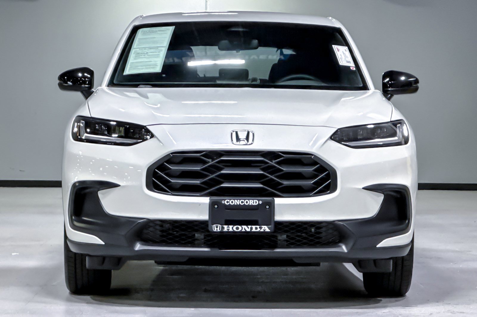 Used 2025 Honda HR-V Sport image 6