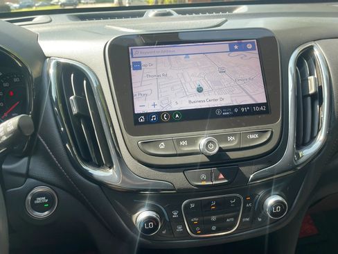 Used 2023 Chevrolet Equinox RS w/ RS Leather Package FWD image 18