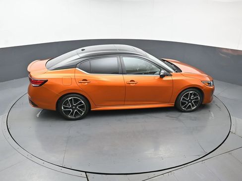 Used 2024 Nissan Sentra SR w/ SR Premium Package image 41