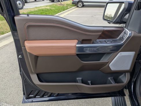 Certified 2025 Ford F150 King Ranch AWD/4WD image 16