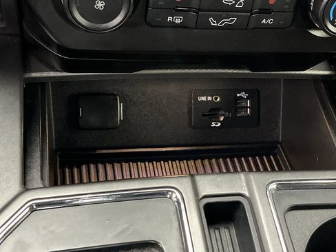 Used 2015 Ford F150 XLT w/ Equipment Group 302A Luxury image 23