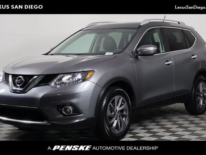 Used 2016 Nissan Rogue SL w/ SL Premium Package