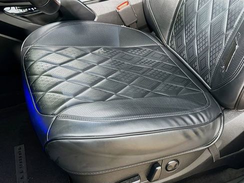 Used 2022 Kia Telluride S image 8