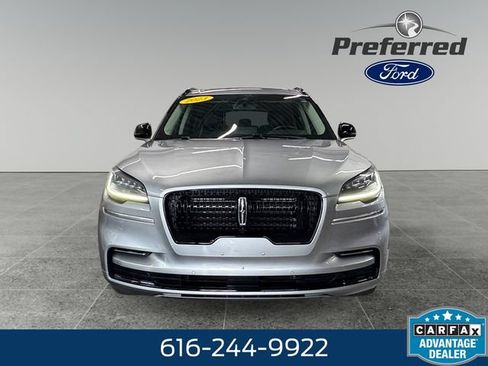 Used 2023 Lincoln Aviator Reserve w/ Jet Package AWD/4WD image 11