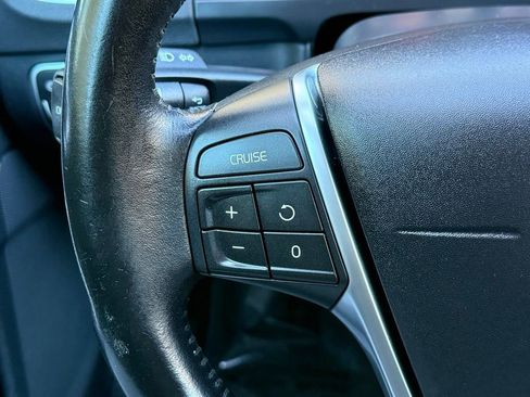 Used 2017 Volvo S60 T5 Inscription image 30