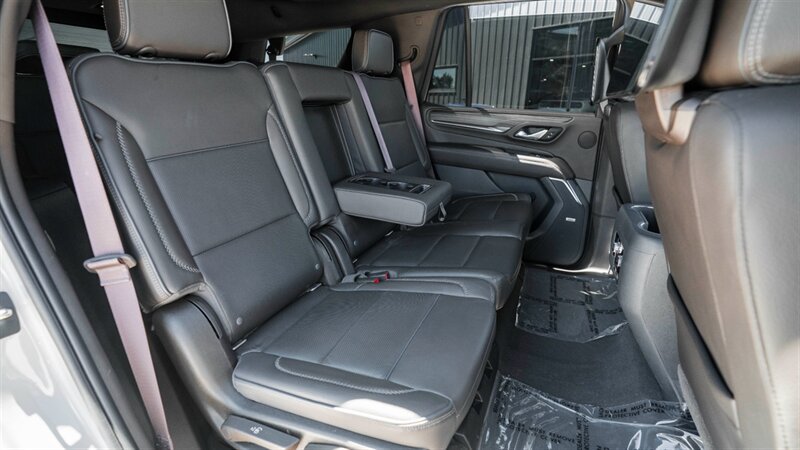 Used 2021 GMC Yukon Denali w/ Denali Ultimate Package AWD/4WD image 39