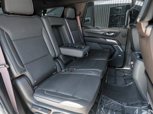 Used 2021 GMC Yukon Denali w/ Denali Ultimate Package AWD/4WD image 39