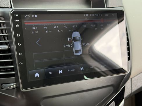 Used 2014 Chevrolet Cruze LS image 18