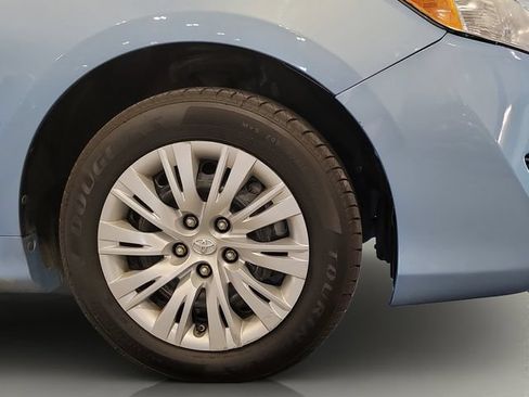Used 2012 Toyota Camry LE FWD image 24