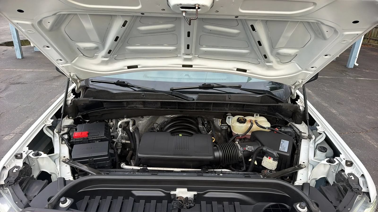 Used 2019 GMC Sierra 1500 4x4 Regular Cab image 9