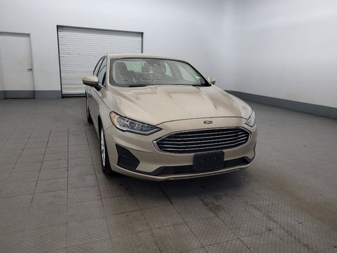 Used 2019 Ford Fusion SE FWD image 14