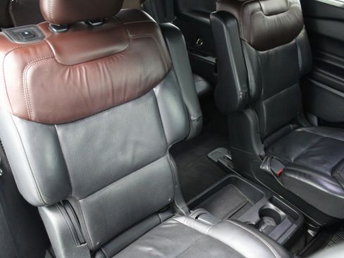 Used 2021 Ford Explorer Platinum w/ Equipment Group 601A image 27