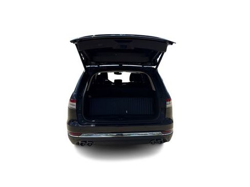 Used 2023 Lincoln Aviator Reserve w/ Elements Package Plus AWD/4WD image 13