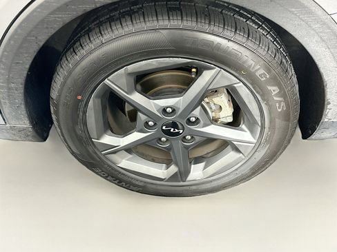 Used 2025 Kia K4 FWD image 11