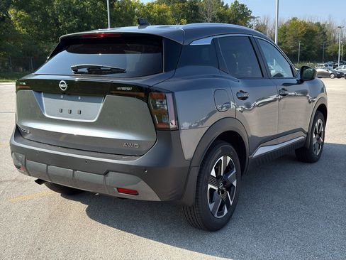 New 2026 Nissan Kicks SV w/ Cold Weather Package image 5