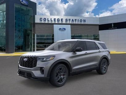 New 2025 Ford Explorer ST-Line w/ Premium Package