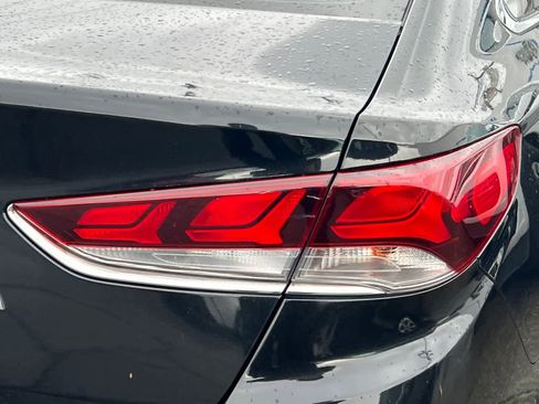 Used 2018 Hyundai Sonata SE image 17