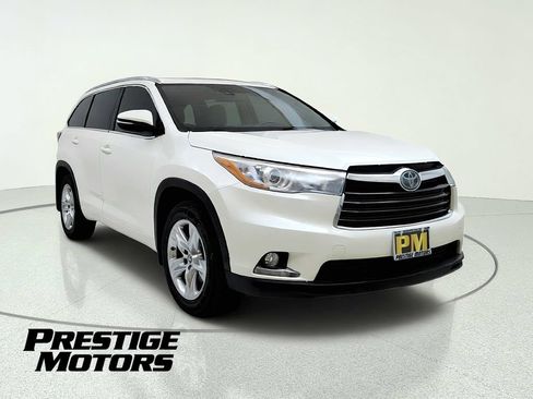 Used 2016 Toyota Highlander Limited Platinum AWD/4WD image 1