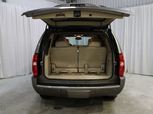 Used 2013 Chevrolet Tahoe LTZ image 32