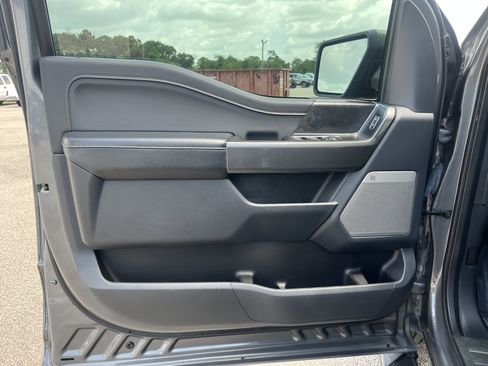Used 2022 Ford F150 XLT w/ Equipment Group 302A High AWD/4WD image 13